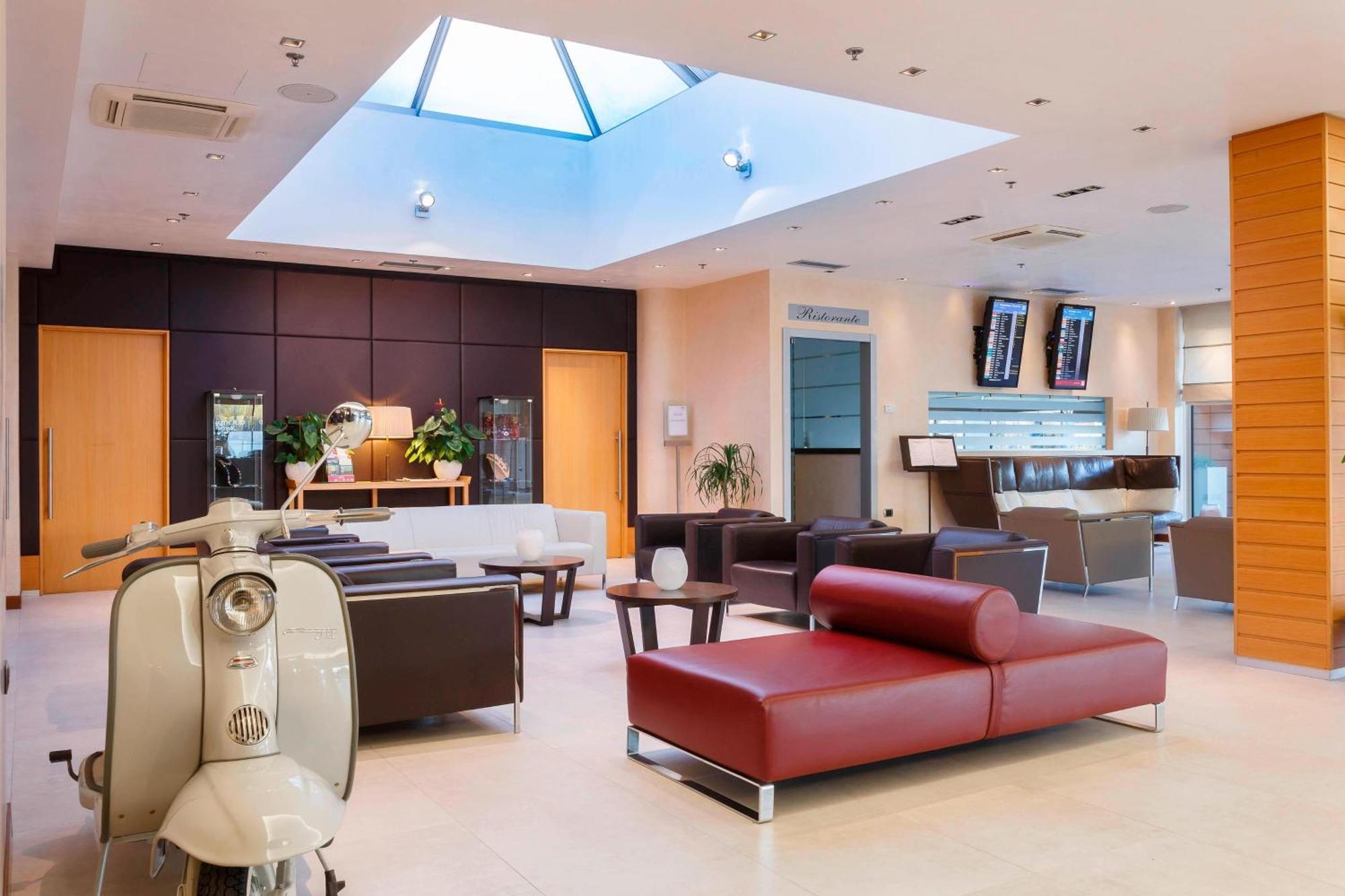 Courtyard By Marriott Venice Airport Hotel Tessera